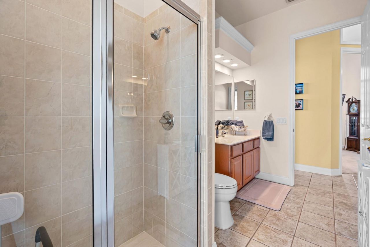 2751 Huntington Hills Drive , Lakeland, FL 33810 Photo