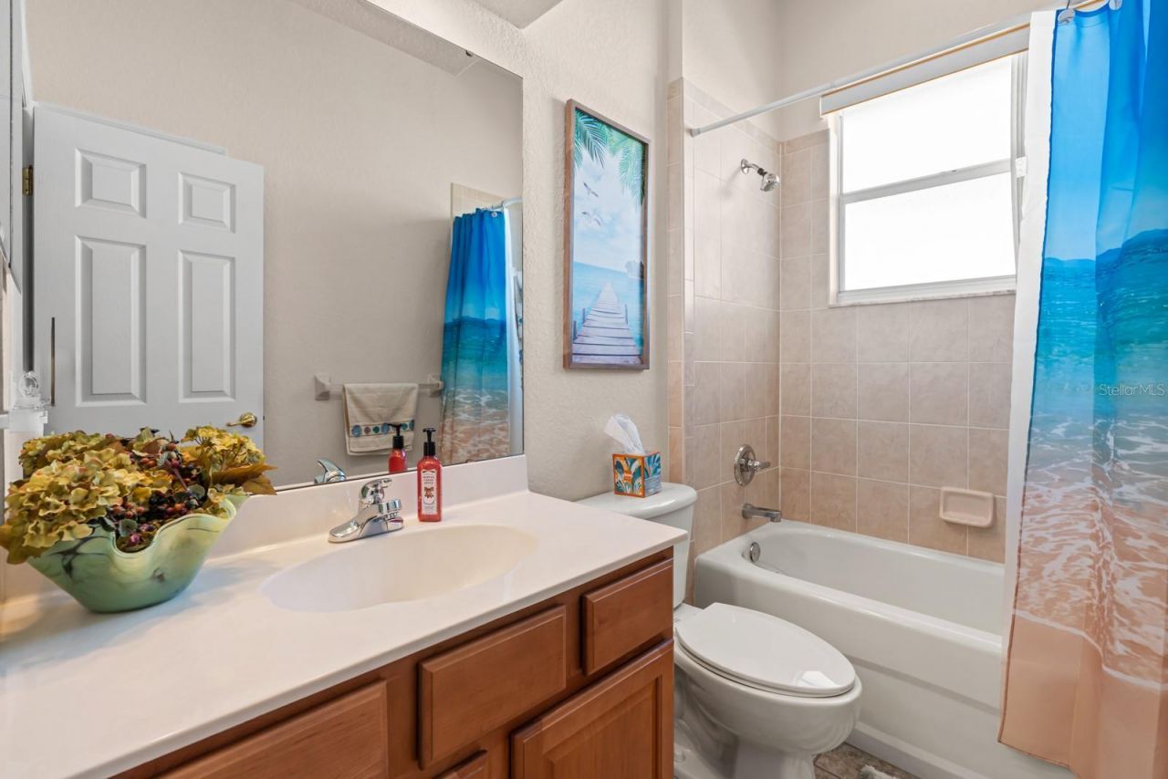 2751 Huntington Hills Drive , Lakeland, FL 33810 Photo