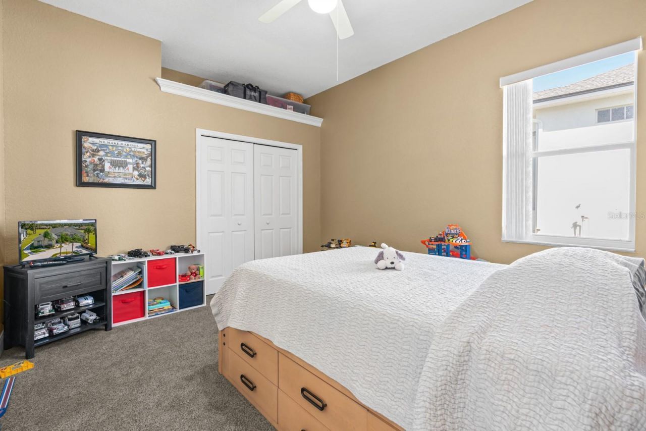 2751 Huntington Hills Drive , Lakeland, FL 33810 Photo