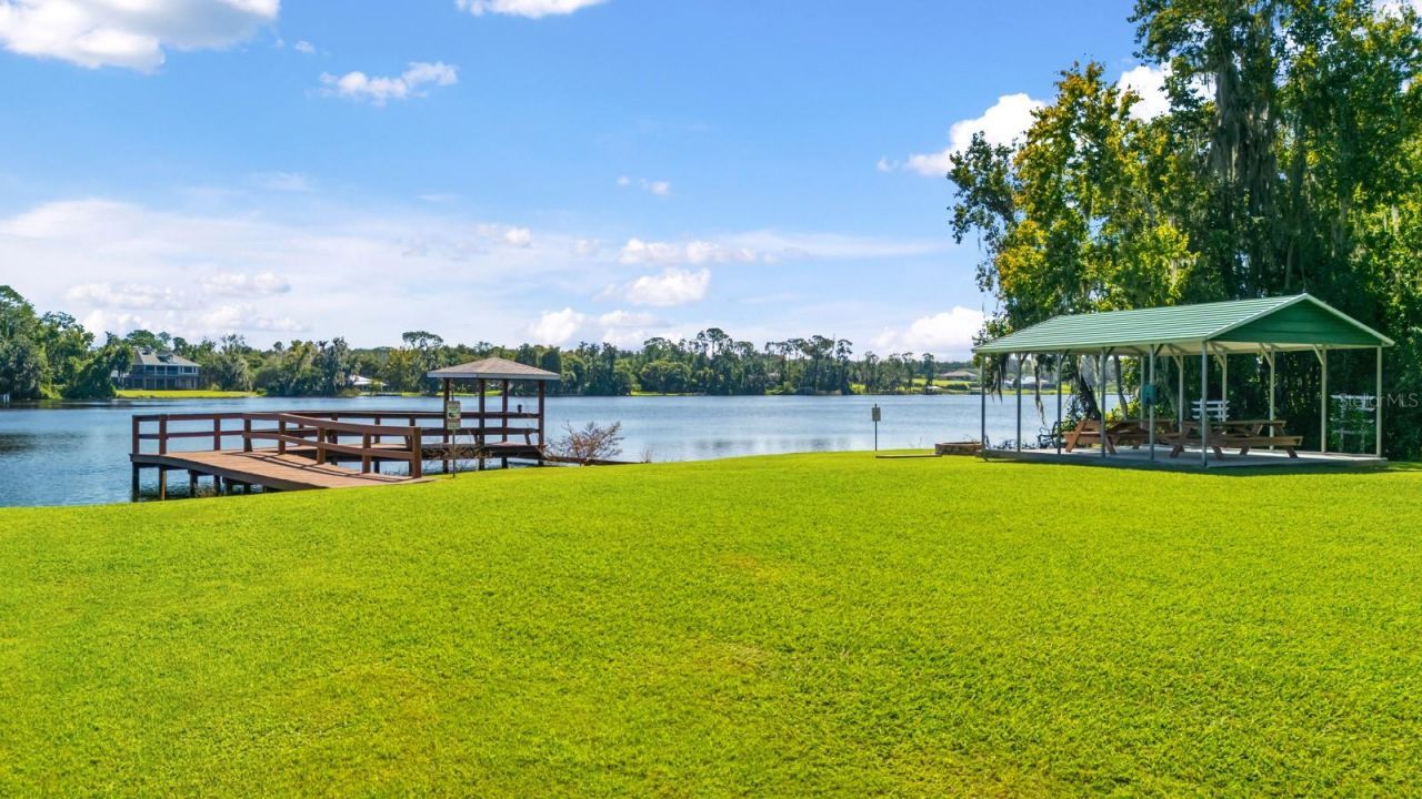 2751 Huntington Hills Drive , Lakeland, FL 33810 Photo