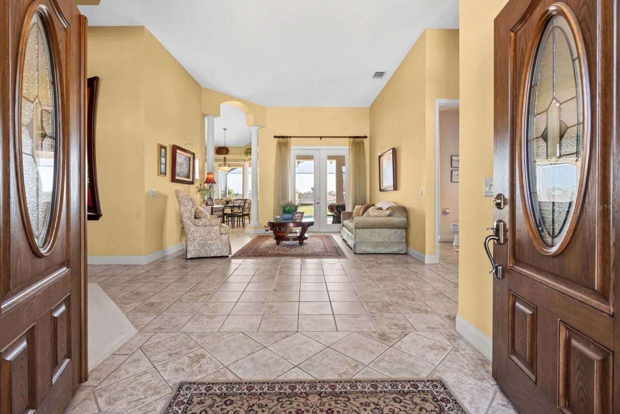 2751 Huntington Hills Drive , Lakeland, FL 33810 Photo