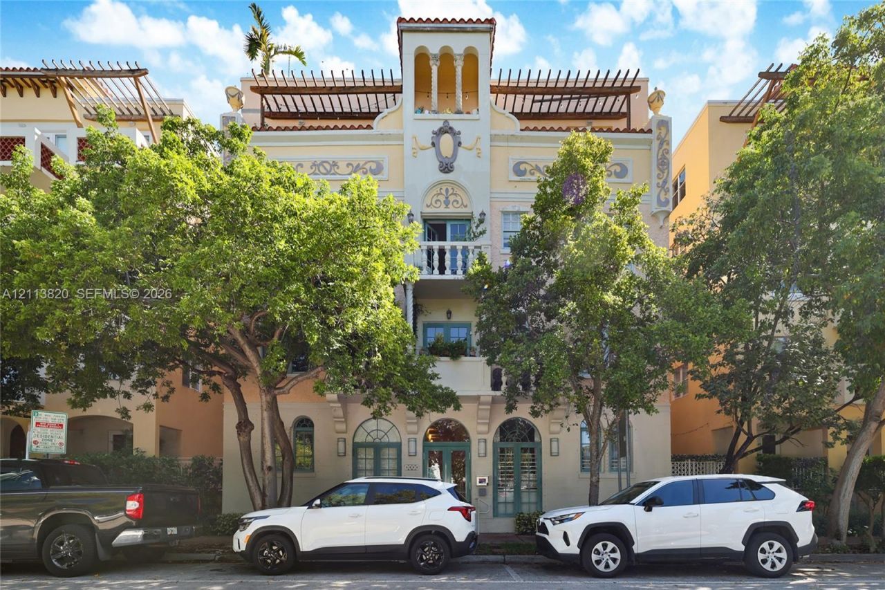 227 Michigan Ave , Unit 406, Miami Beach, FL 33139 Photo