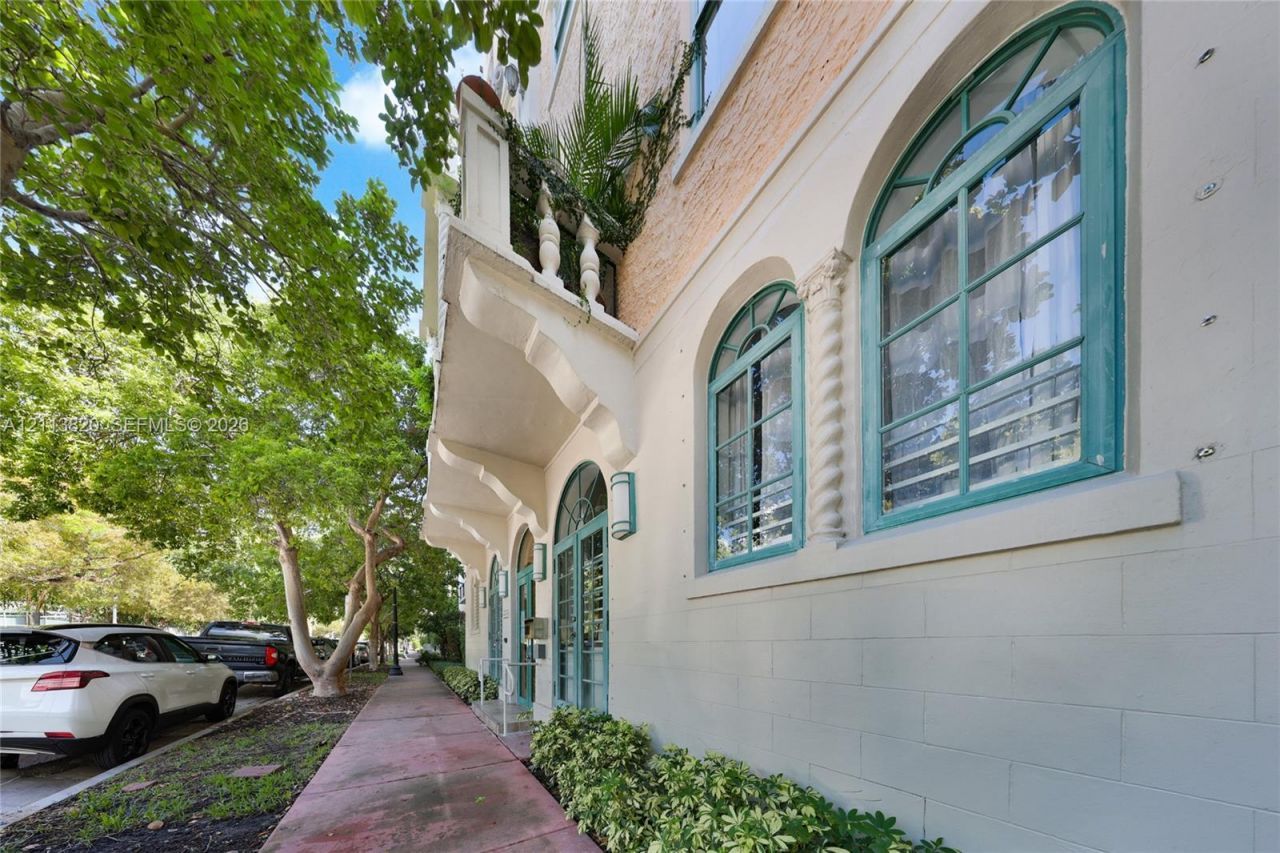 227 Michigan Ave , Unit 406, Miami Beach, FL 33139 Photo