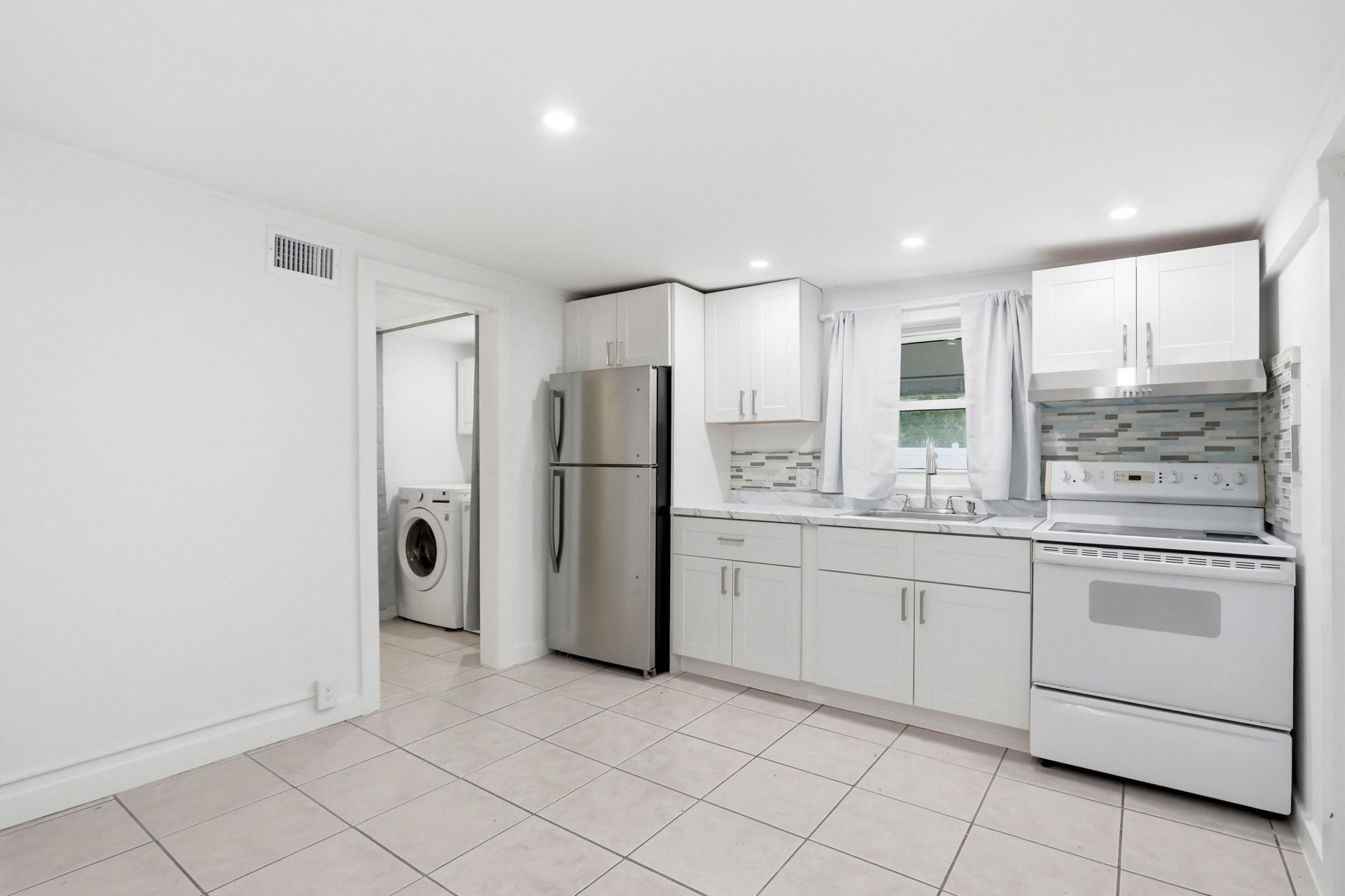 629 SE 4th Avenue, Unit Back, Delray Beach, FL 33483 Photo