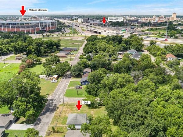 1000 & 1002 E Calhoun Avenue , Waco, TX 76704
