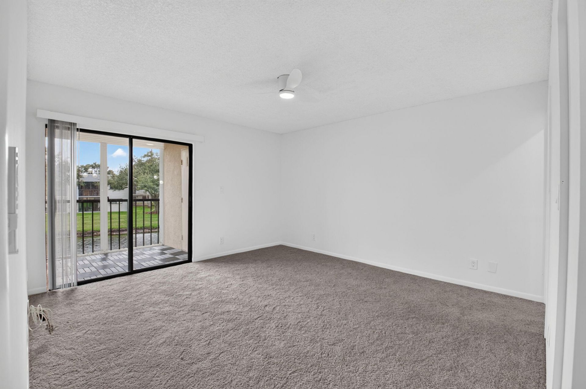 15216 Lakes Of Delray Boulevard, Unit 154, Delray Beach, FL 33484 Photo