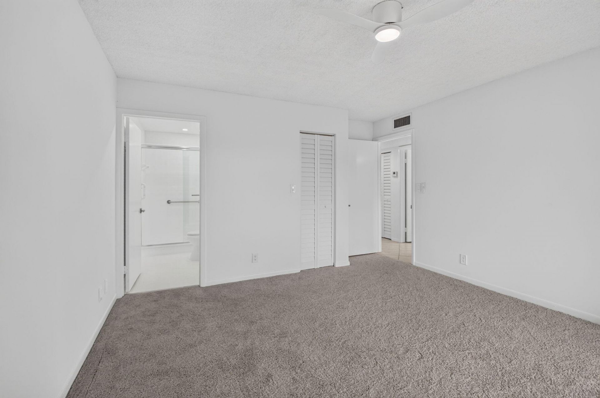 15216 Lakes Of Delray Boulevard, Unit 154, Delray Beach, FL 33484 Photo