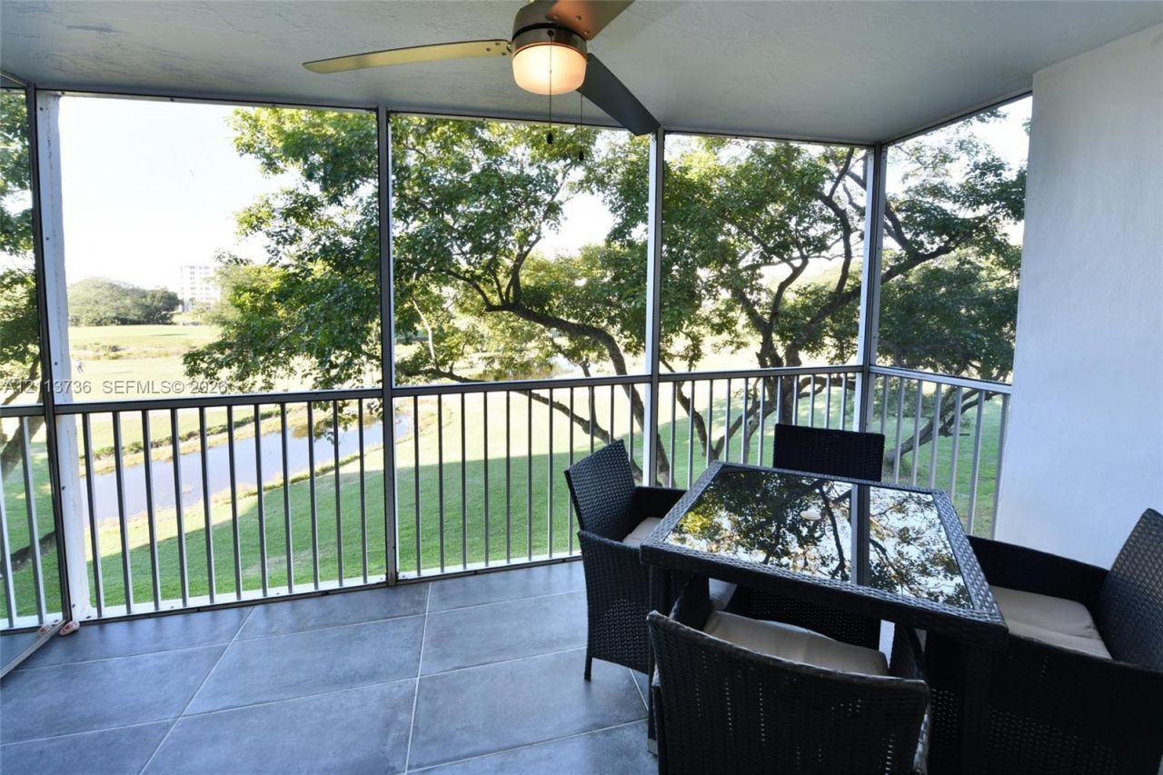 2651 S Palm Aire Dr , Unit 307, Pompano Beach, FL 33069 Photo