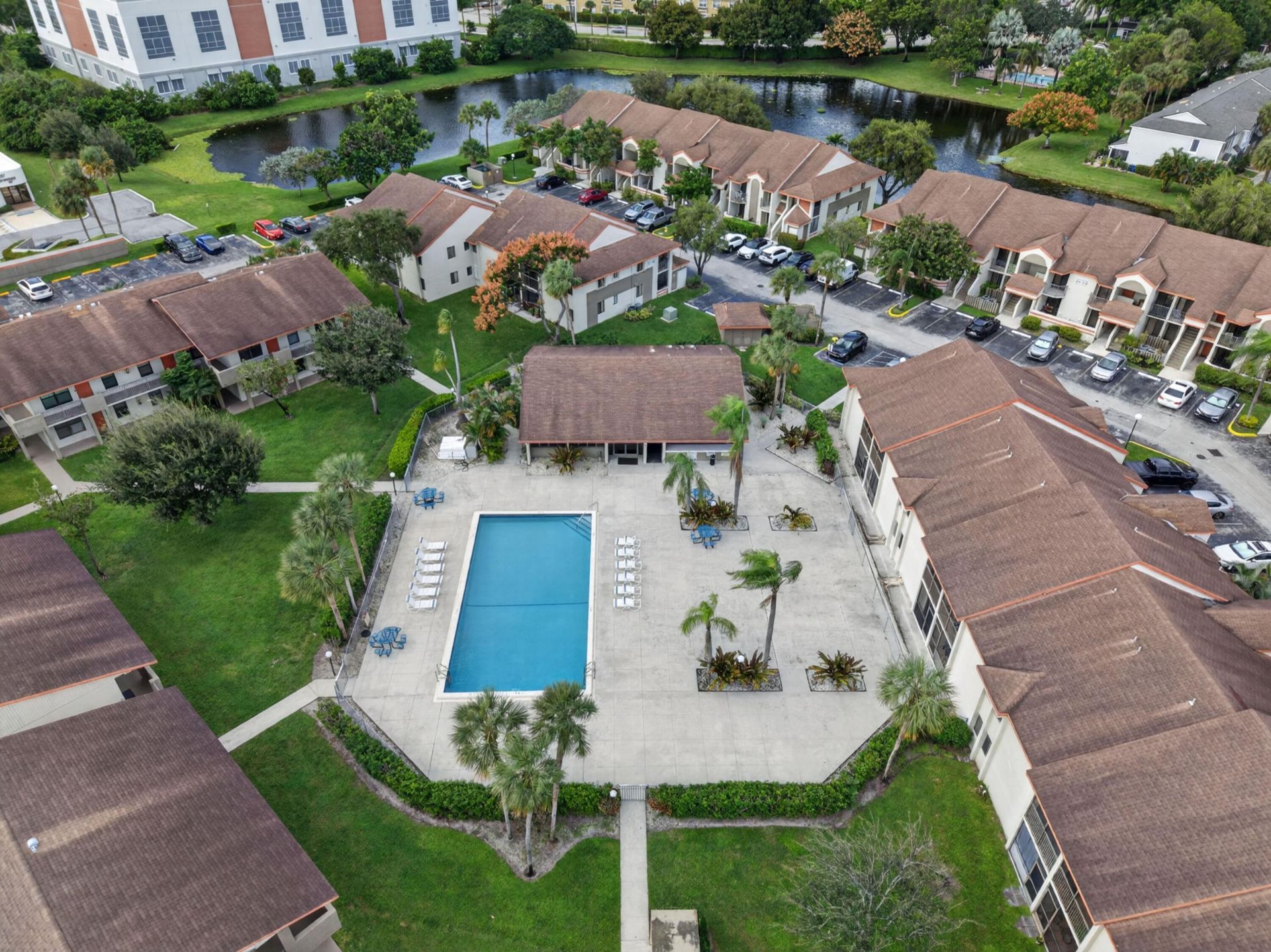 5599 Courtyard Drive, Margate, FL 33063 Photo