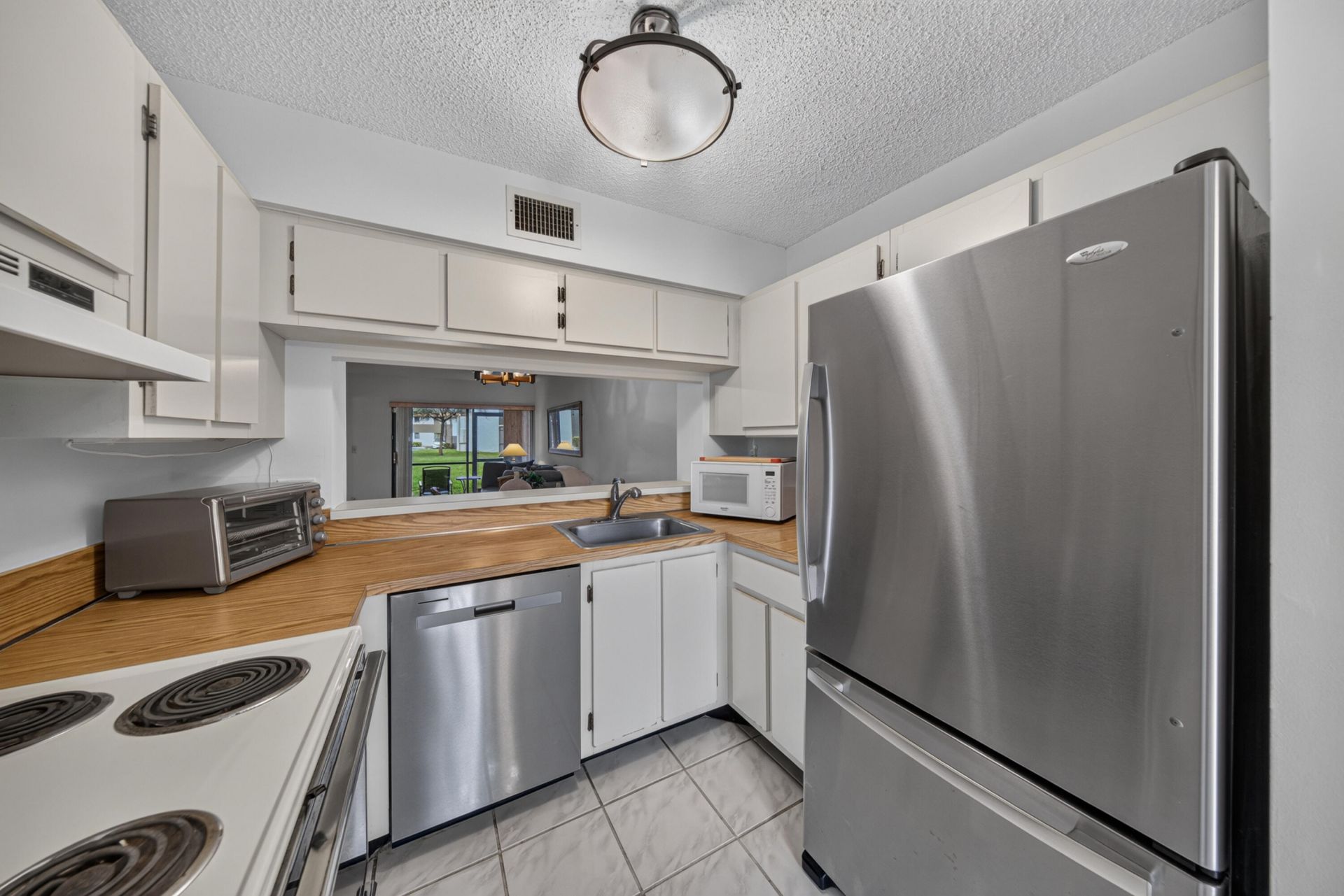 5599 Courtyard Drive, Margate, FL 33063 Photo