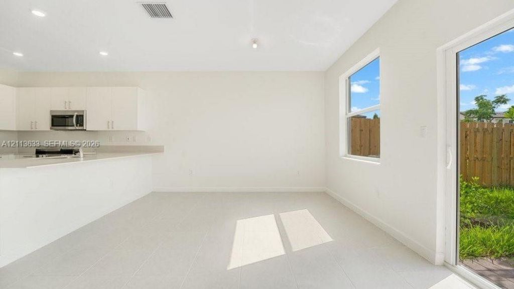 2805 SE 26th Ave , Unit 2805, Homestead, FL 33035 Photo