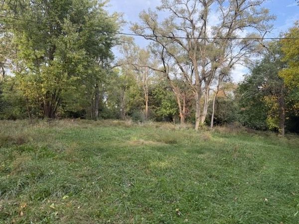 11S370 Lemont Road , Lemont, IL 60439
