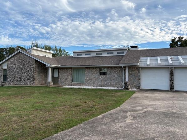 13612 Hummingbird Drive, Choctaw, OK 73020
