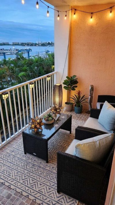 806 E Windward Way, Unit 305, Lantana, FL 33462 Photo