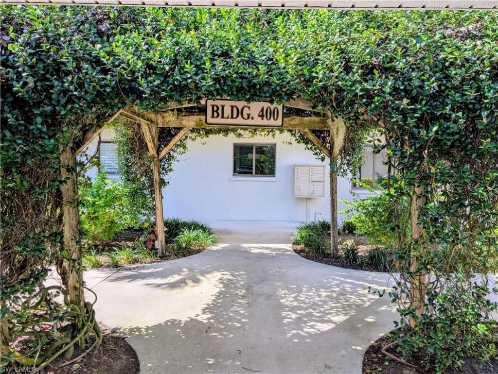910 Vanderbilt Beach Rd , Unit 414, Naples, FL 34108 Photo