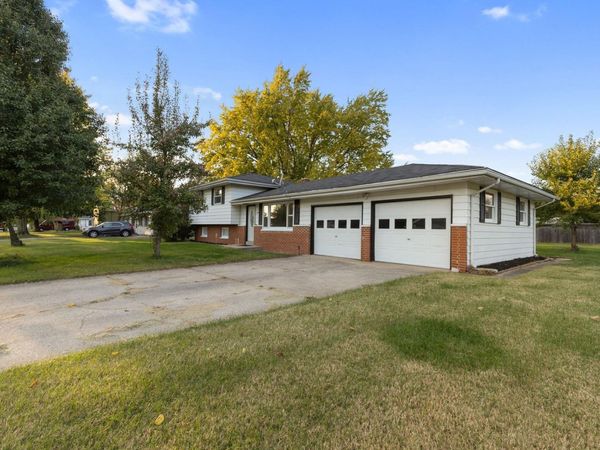 1004 Markle Avenue, Elkhart, IN 46517