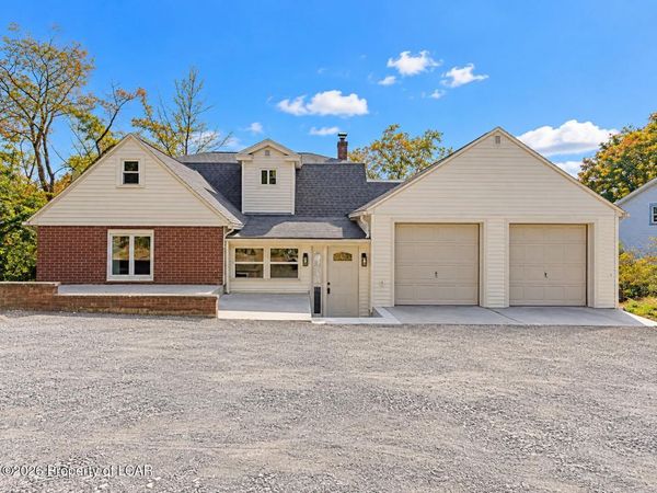 64 N Hunter Highway, Drums, PA 18222