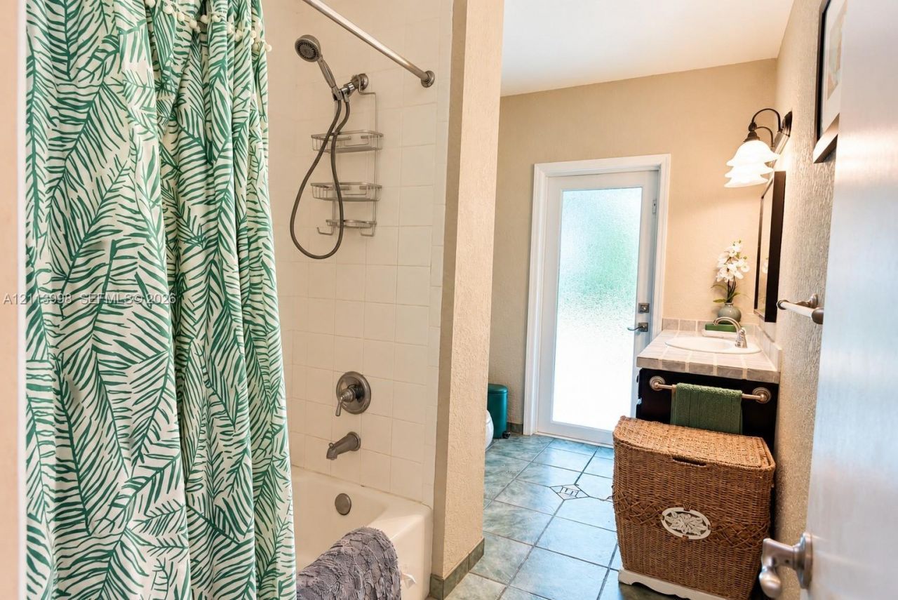 16455 SW 91st Ave , Palmetto Bay, FL 33157 Photo