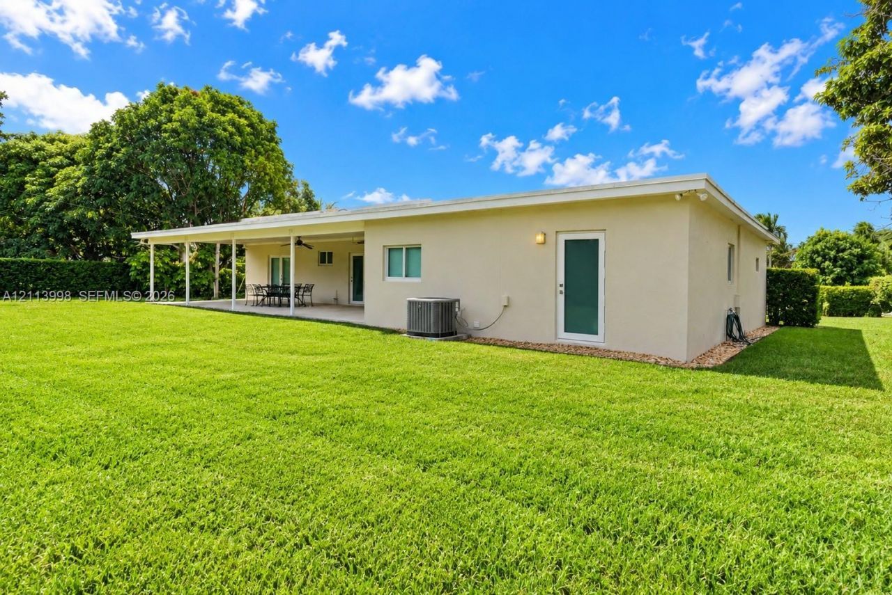 16455 SW 91st Ave , Palmetto Bay, FL 33157 Photo