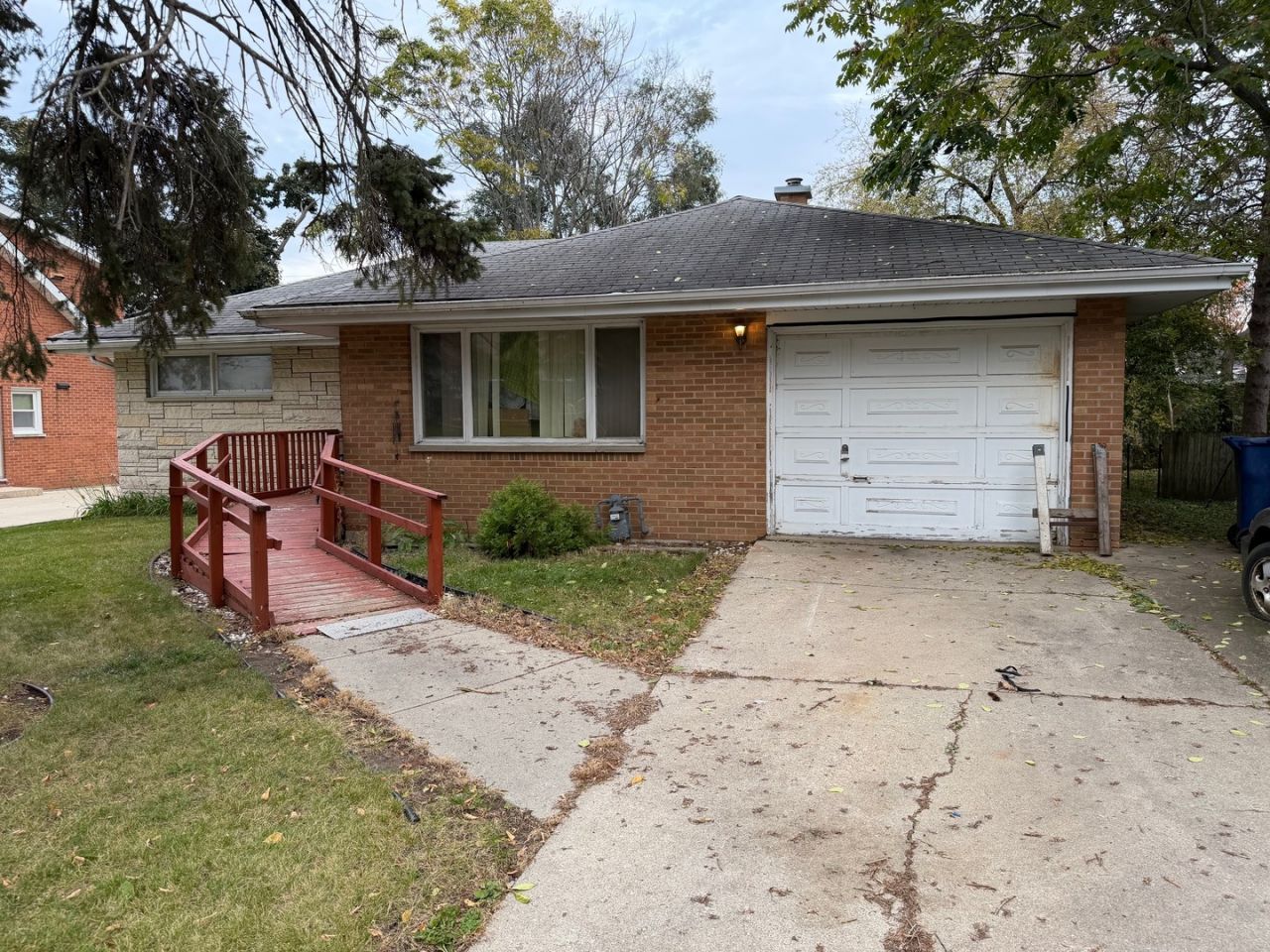 27 Worack, Waukegan, IL 60085 Main Photo