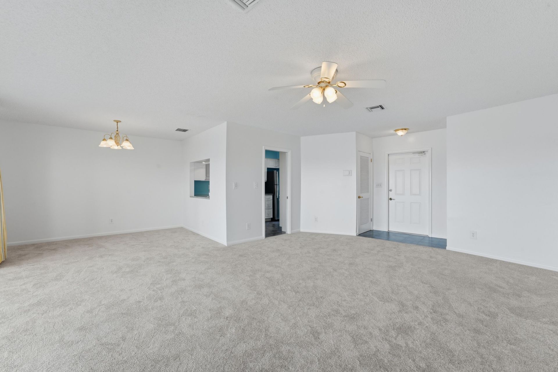 371 Wilma Circle, Unit 4, Riviera Beach, FL 33404 Photo