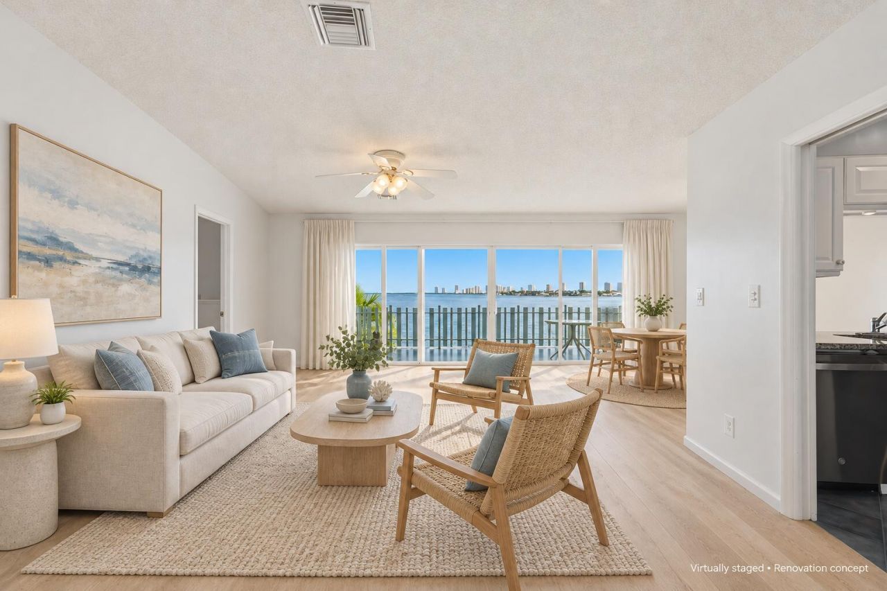 371 Wilma Circle, Unit 4, Riviera Beach, FL 33404 Photo