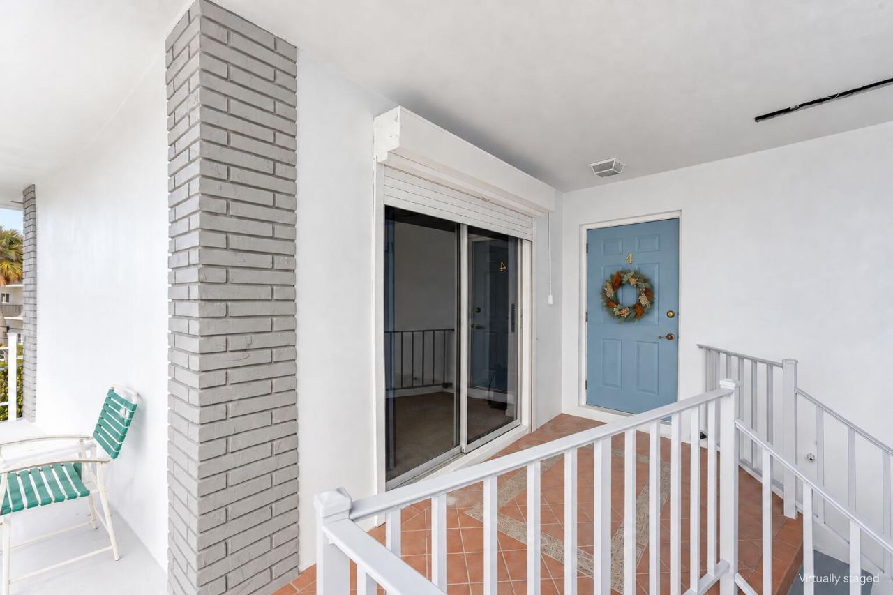 371 Wilma Circle, Unit 4, Riviera Beach, FL 33404 Photo