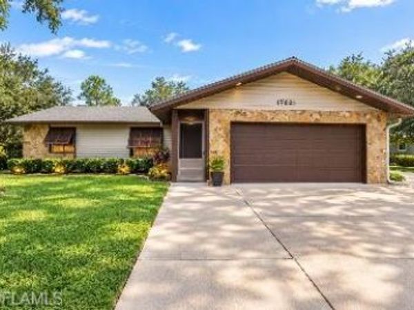 17621 Oak Creek RD , ALVA, FL 33920