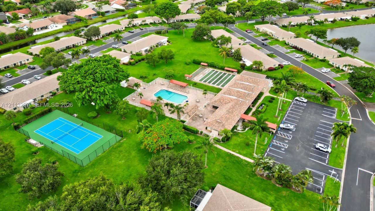 8980 Warwick Dr , Unit 410, Boca Raton, FL 33433 Photo