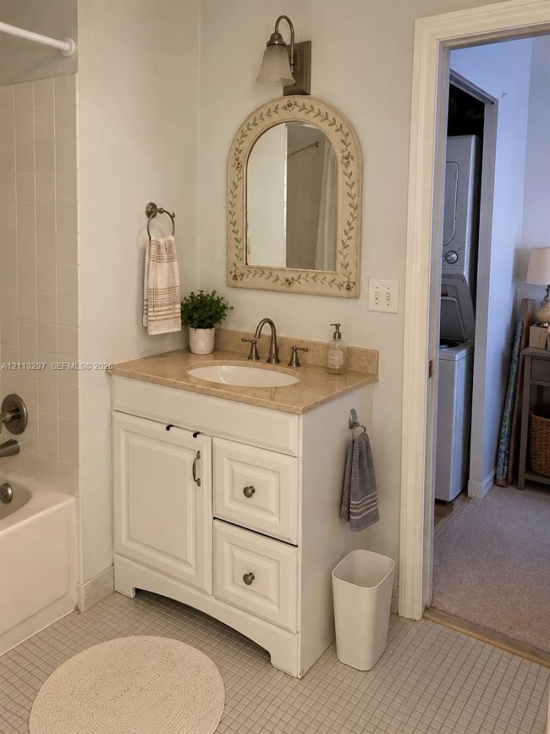 8980 Warwick Dr , Unit 410, Boca Raton, FL 33433 Photo