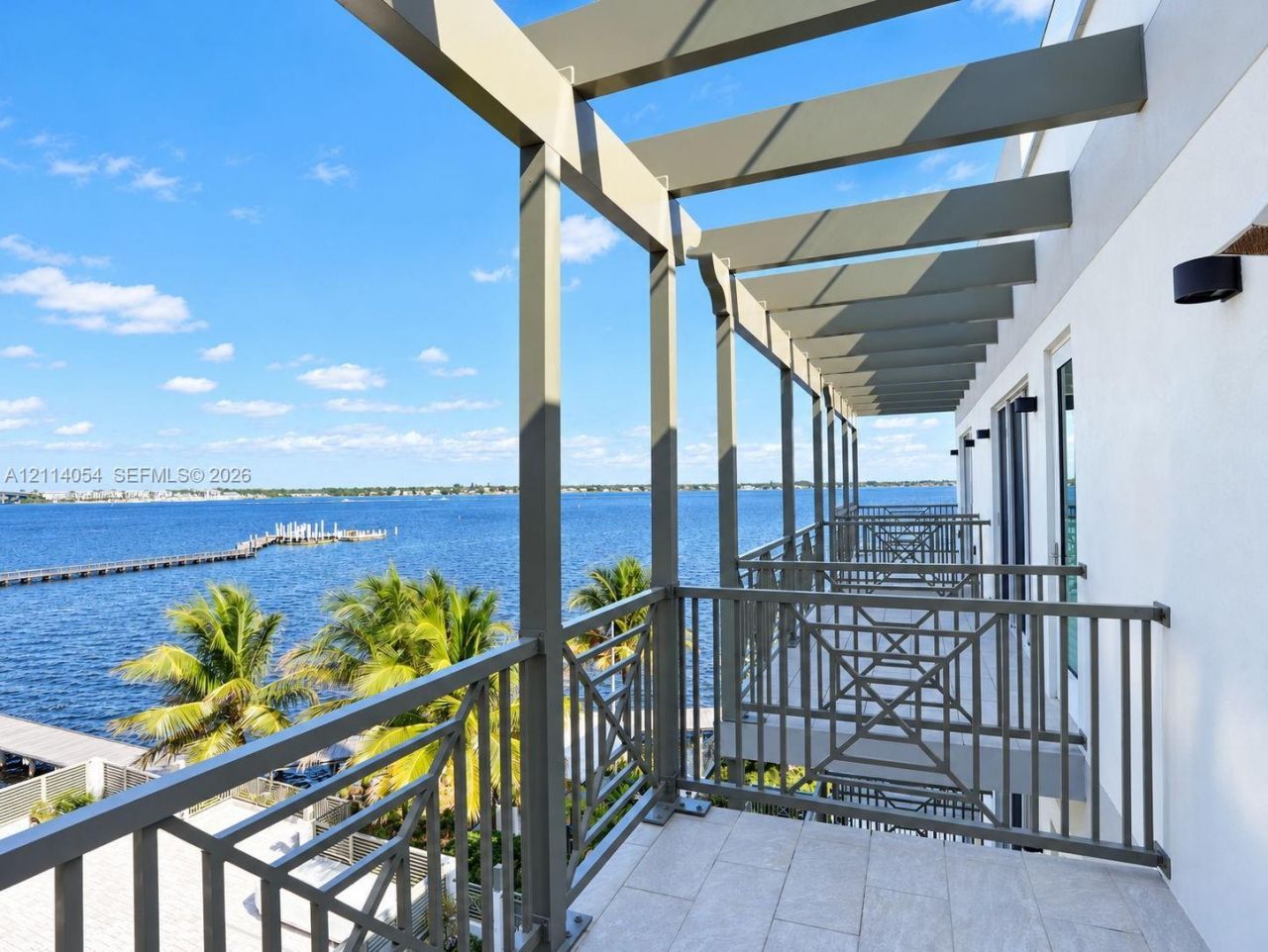41 Seminole Street Sw, Unit Apt #4-04, Stuart, FL 34994 Photo