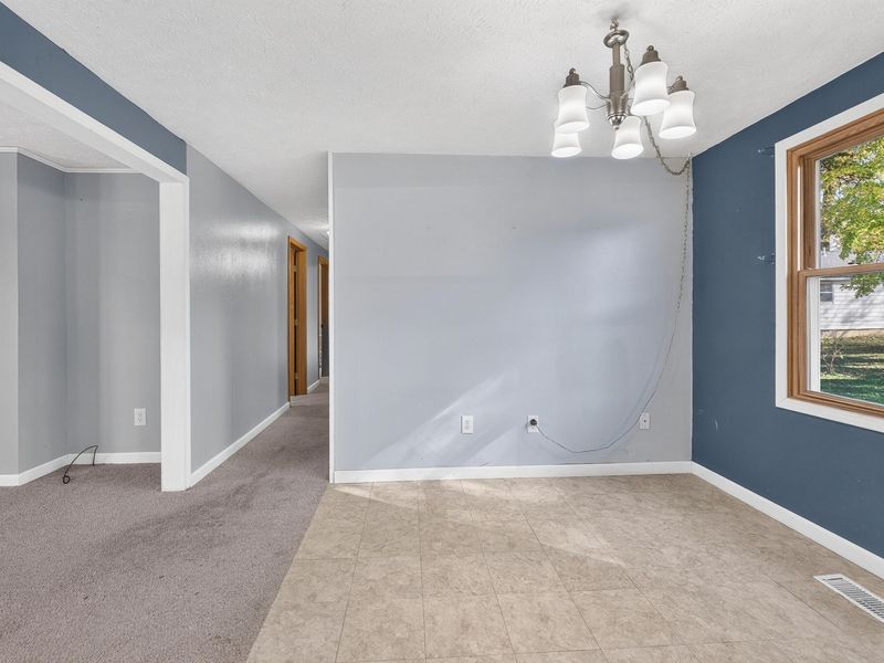 136 Holly Lane, Russells Point, OH 43348 Photo 12