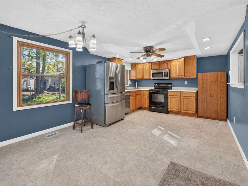 136 Holly Lane, Russells Point, OH 43348 Photo 9