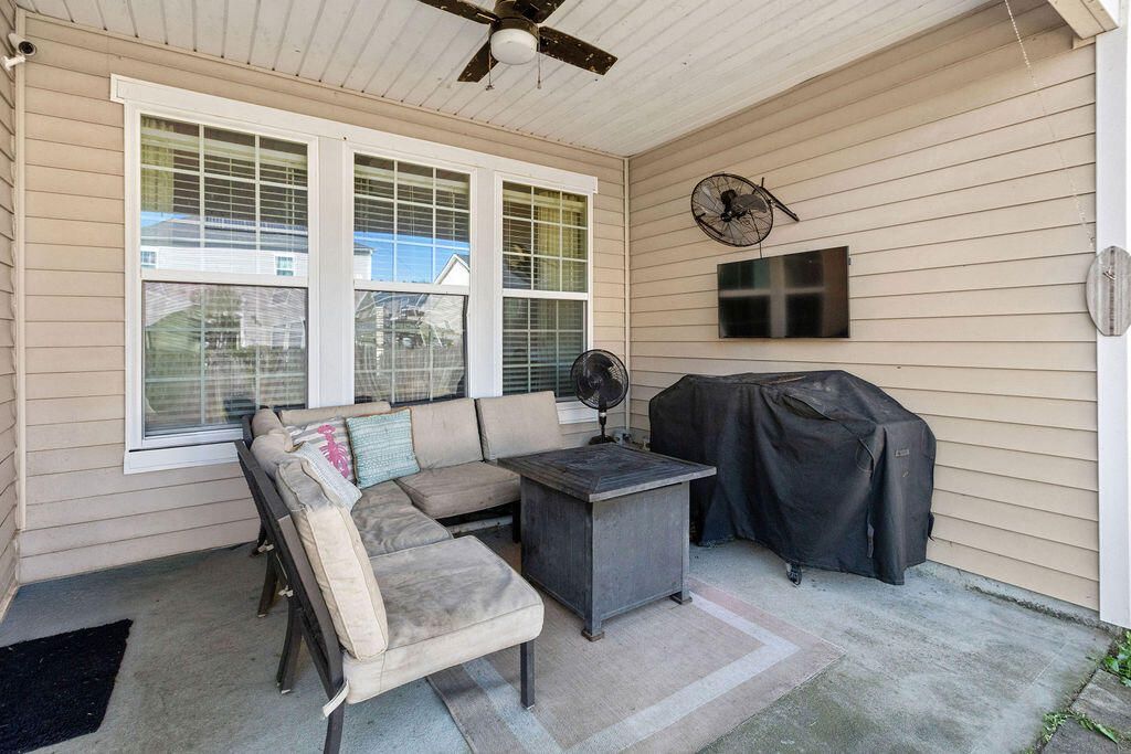 7720 Kinston Street Photo 25