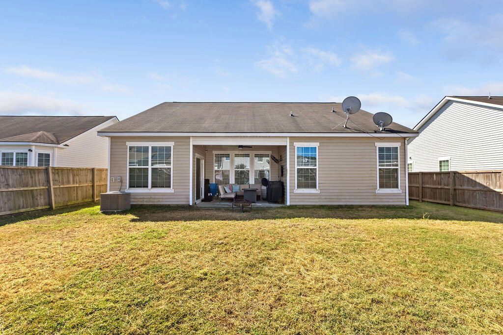 7720 Kinston Street Photo 27