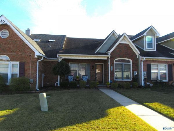 421 SW Covina Drive, Decatur, AL 35603