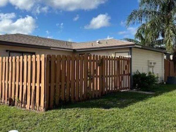1800 My Place Lane, West Palm Beach, FL 33417