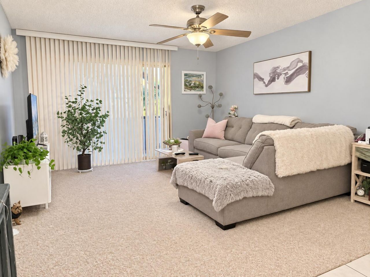 550 Covered Bridge, Lake Worth, FL 33467 Photo