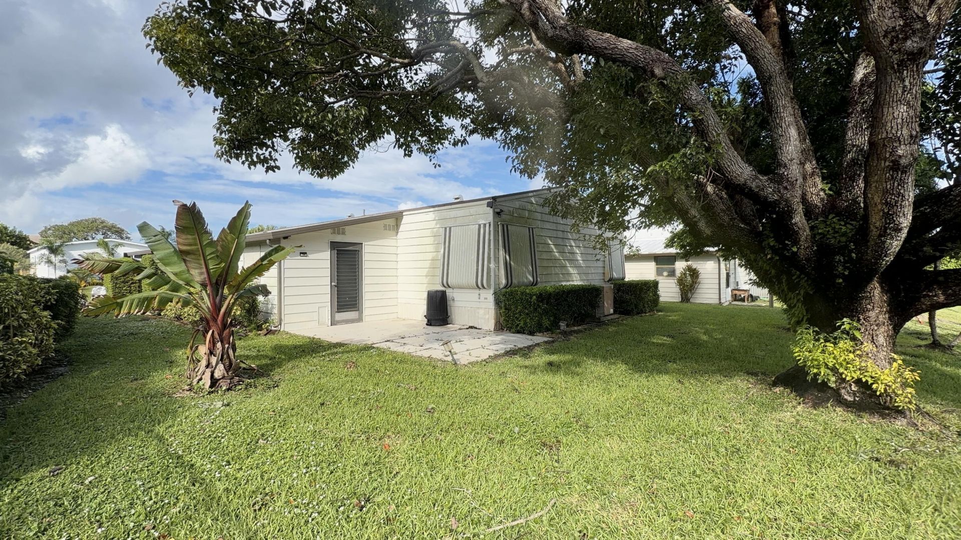 7455 SE Independence Avenue, Hobe Sound, FL 33455 Photo