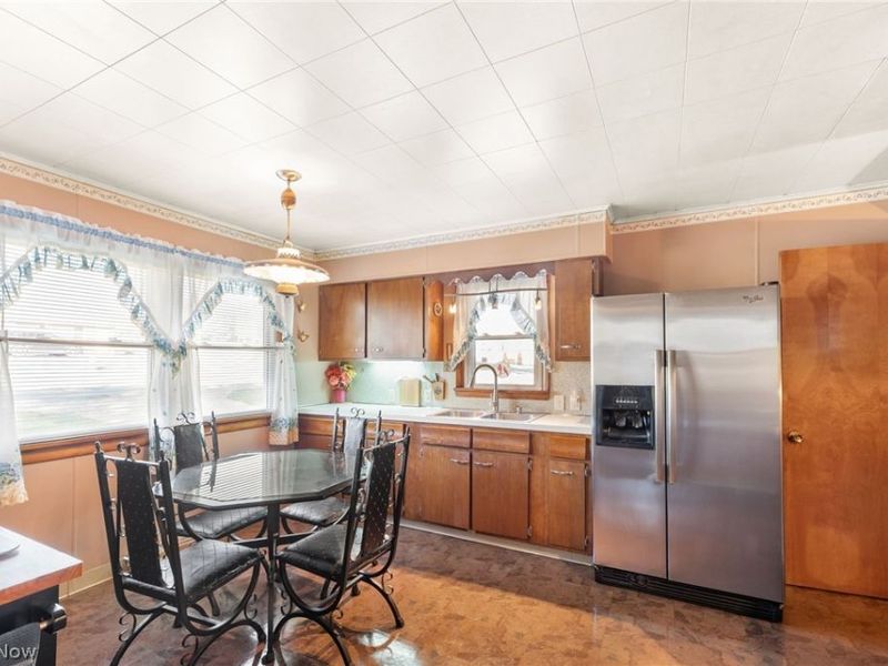 380 Moody Avenue SW, Carrollton, OH 44615 Photo 6