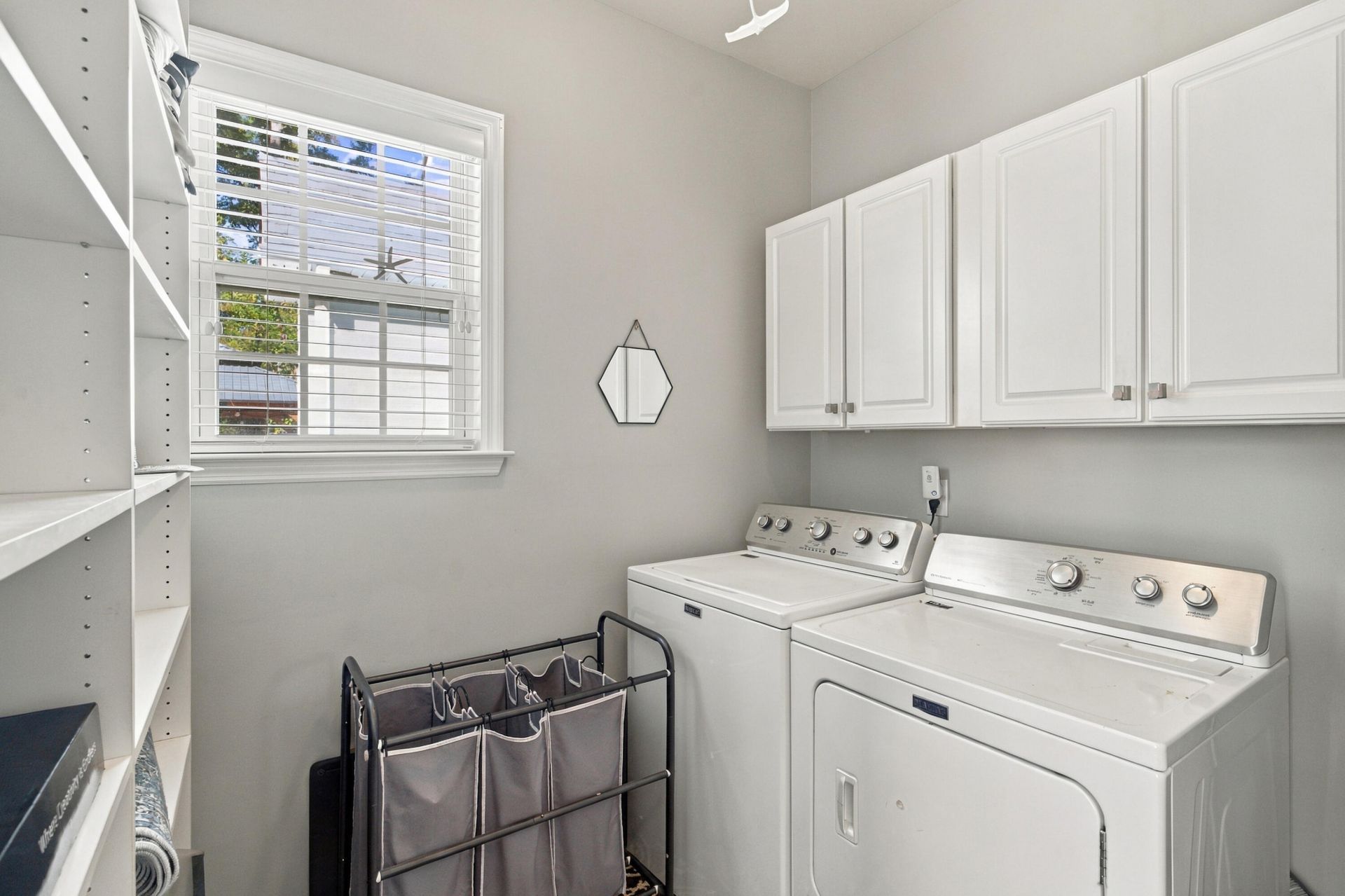 404 Pimpernel Street Photo 24