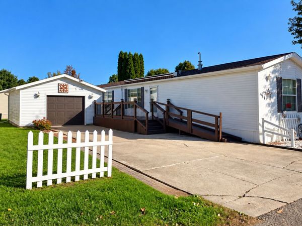 291 IL Route 2 , Unit 413, Dixon, IL 61021