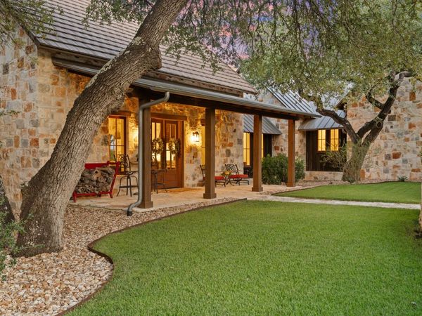 250 McKellar RD, Dripping Springs, TX 78620