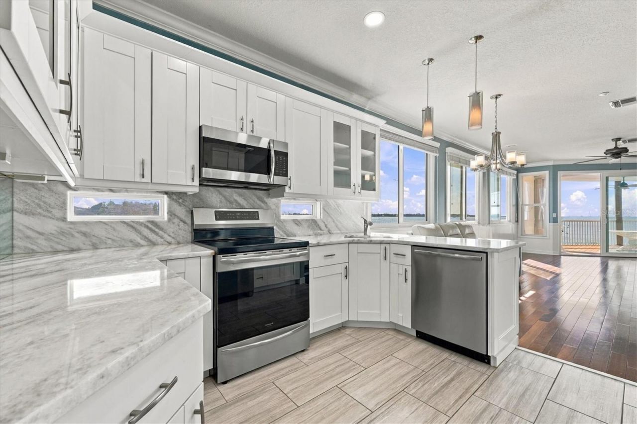 131 Brent Circle , Oldsmar, FL 34677 Photo