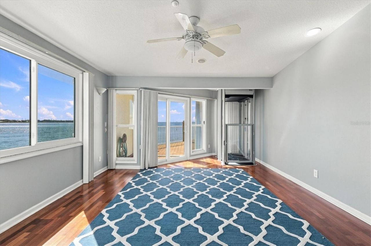 131 Brent Circle , Oldsmar, FL 34677 Photo
