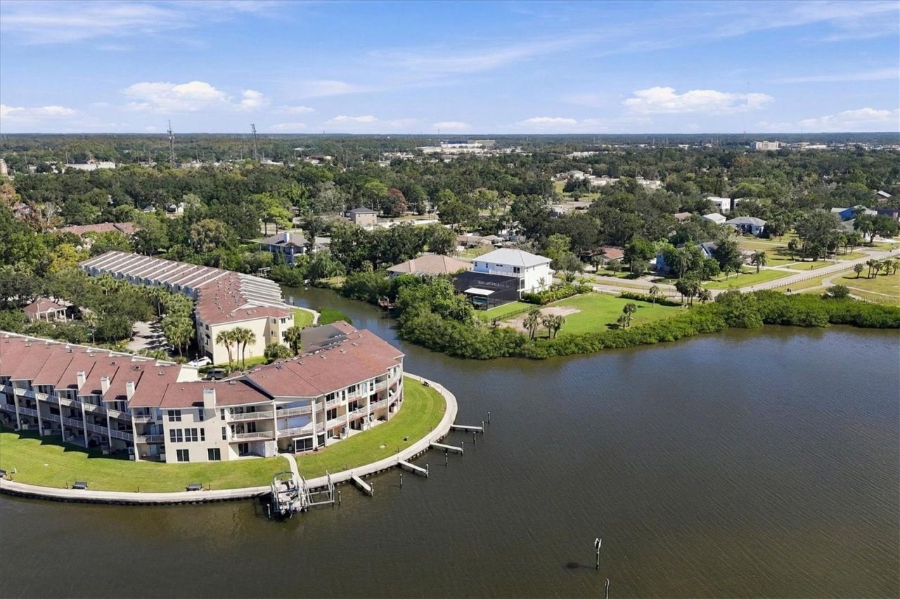 131 Brent Circle , Oldsmar, FL 34677 Photo