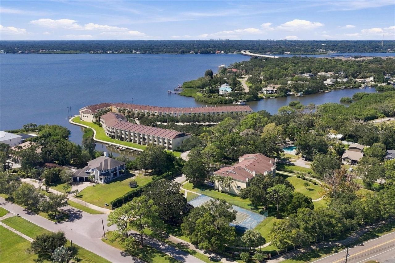 131 Brent Circle , Oldsmar, FL 34677 Photo