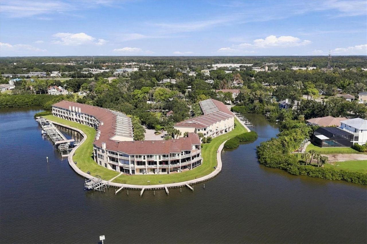 131 Brent Circle , Oldsmar, FL 34677 Photo