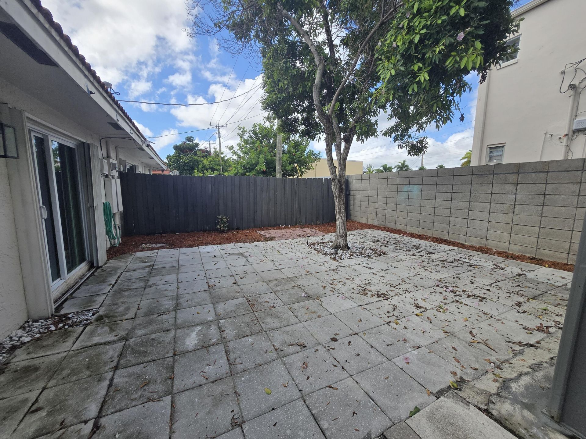 2269 NE 2nd Avenue, Boca Raton, FL 33431 Photo
