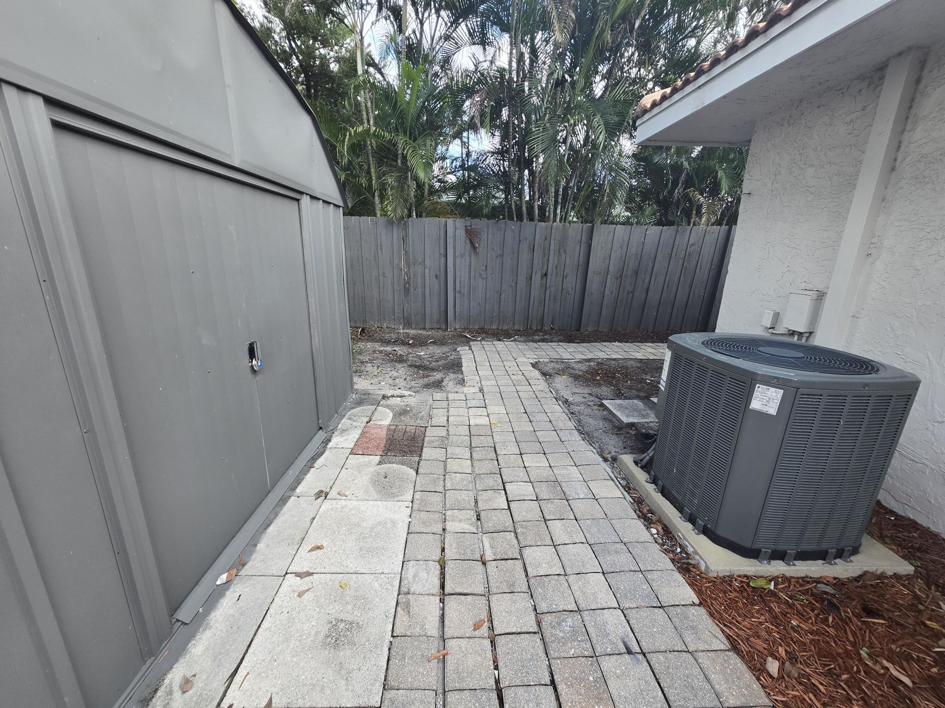 2269 NE 2nd Avenue, Boca Raton, FL 33431 Photo
